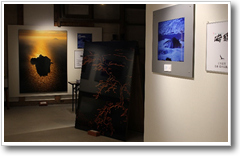 倉の内部はお洒落なギャラリー