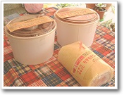 「モチモチシフォンケーキ」と「モチモチロールケーキ」